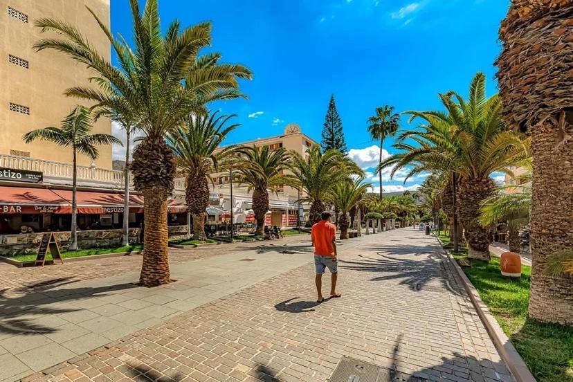 Tenerifeopenhome Bright Penthouse On The Beach Los Cristianos Arona  Exterior photo