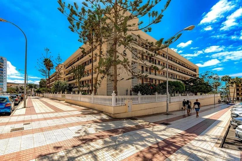 Tenerifeopenhome Bright Penthouse On The Beach Los Cristianos Arona  Exterior photo